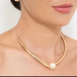 CHOCKER CANUTILHO COM PÉROLA BANHADO EM OURO 18K