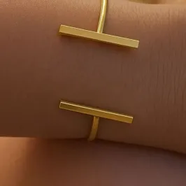 BRACELETE COM HASTER BANHADO A OURO 18K