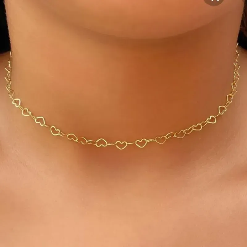CHOKER DE CORAÇÃO ELO VAZADO