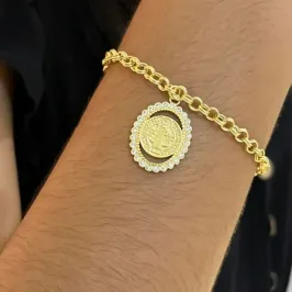 PULSEIRA PINGENTE SÃO BENTO BANHADA EM OURO 18K PULSEIRA PINGENTE SÃO BENTO BANHADA EM OURO 18K
