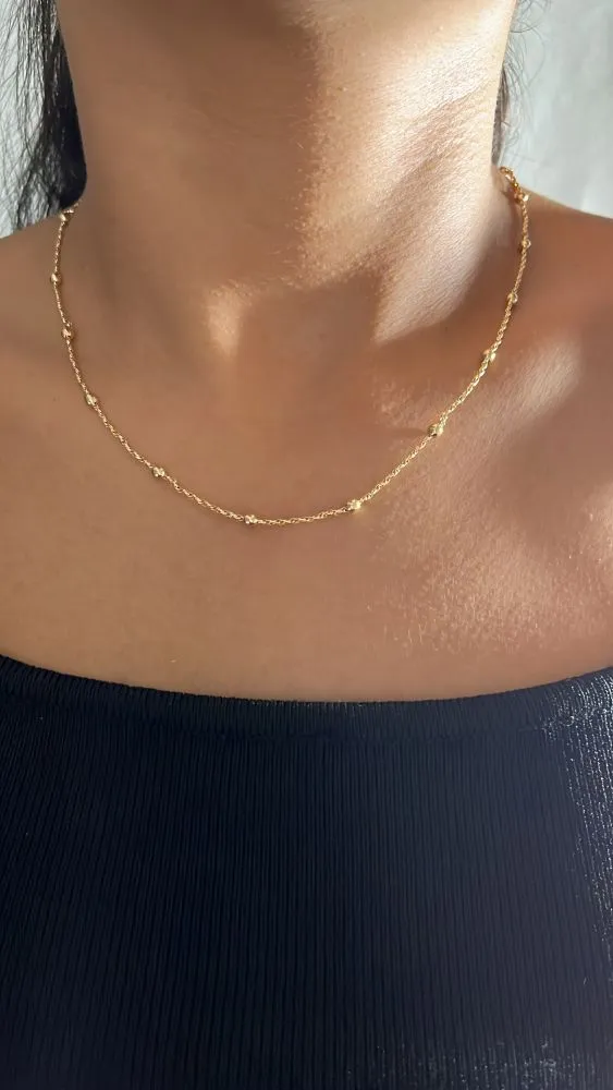 Colar Chocker Corrente com Esferas