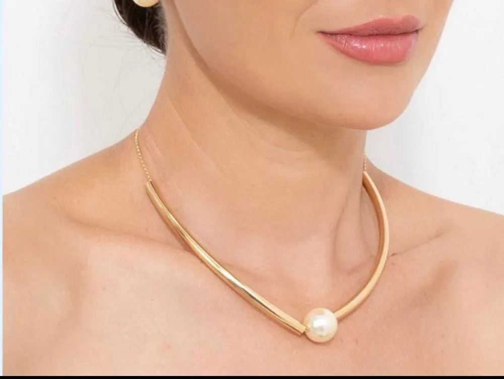 CHOCKER CANUTILHO COM PÉROLA BANHADO EM OURO 18K